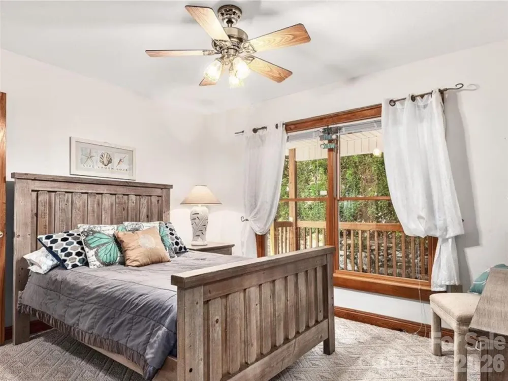 505 Middle Top Loop Maggie Valley, NC 28751
