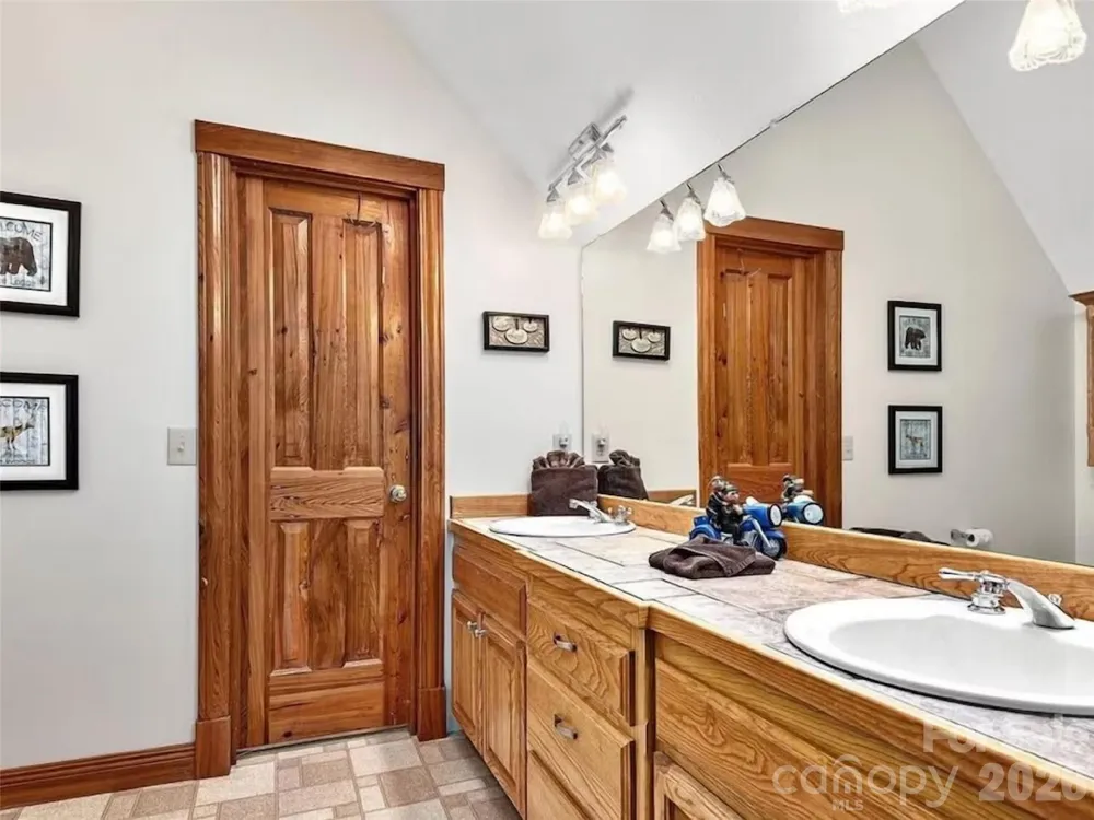 505 Middle Top Loop Maggie Valley, NC 28751