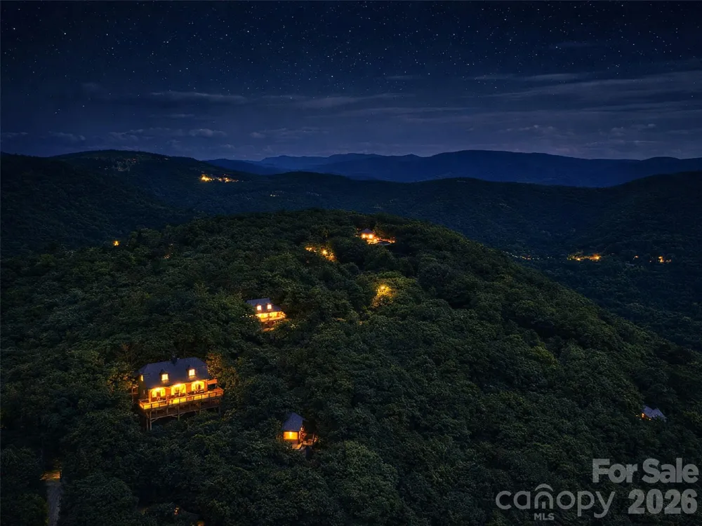 505 Middle Top Loop Maggie Valley, NC 28751