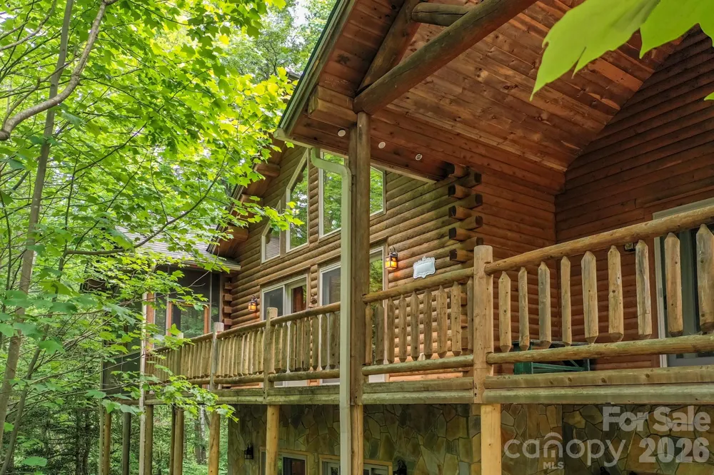 184 Sunlight Path Lake Lure, NC 28746