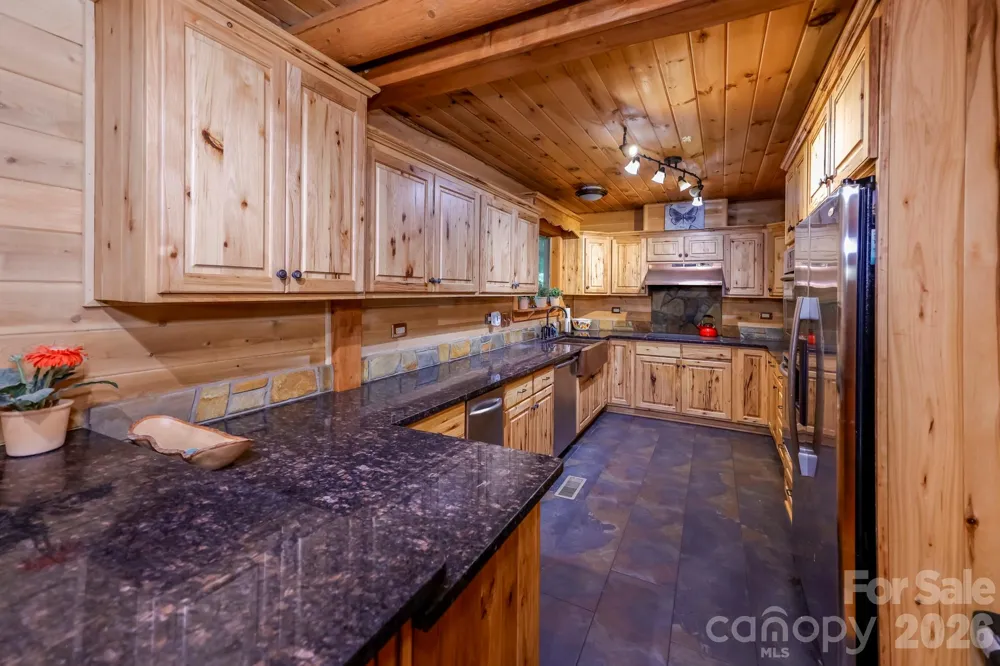 184 Sunlight Path Lake Lure, NC 28746