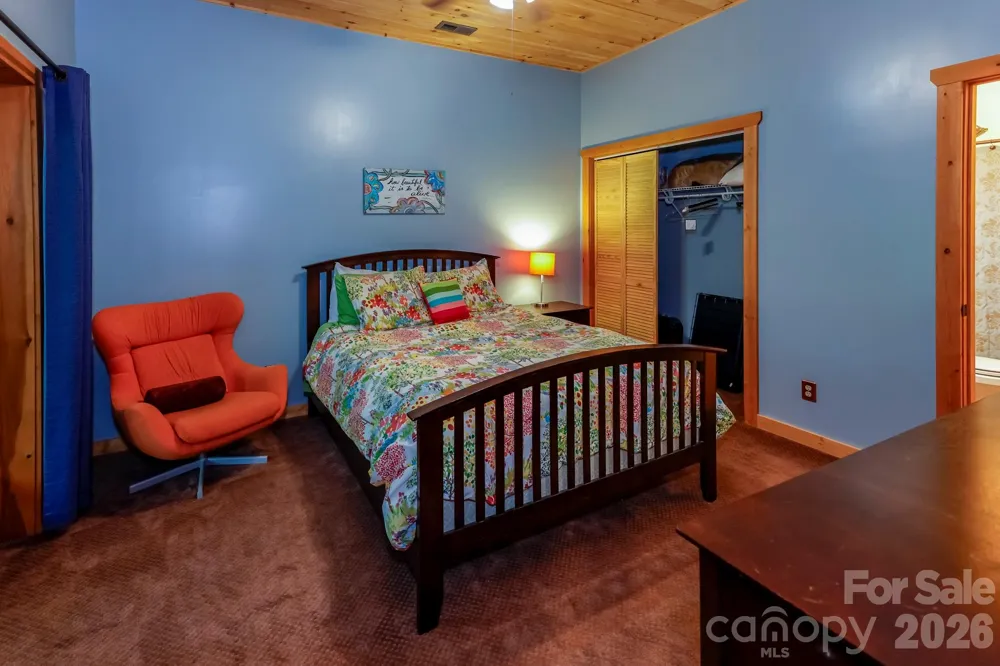 184 Sunlight Path Lake Lure, NC 28746