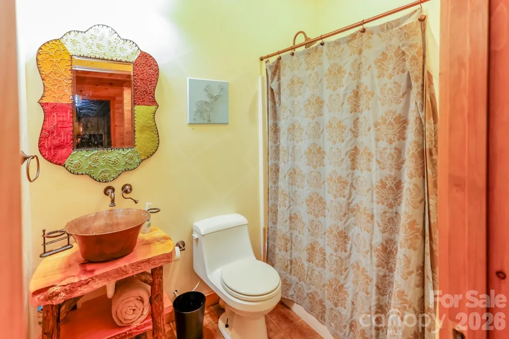 184 Sunlight Path Lake Lure, NC 28746