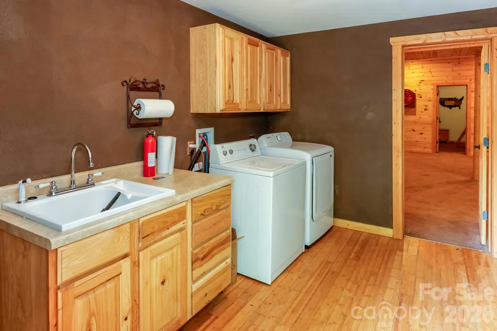 184 Sunlight Path Lake Lure, NC 28746