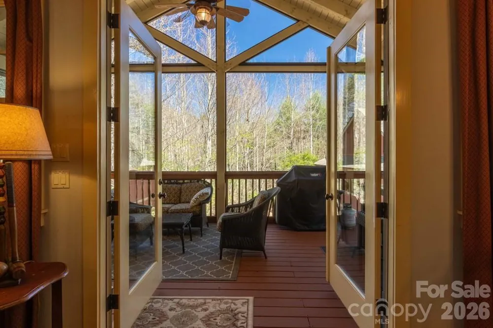 98 Mill Pond Drive Tuckasegee, NC 28783