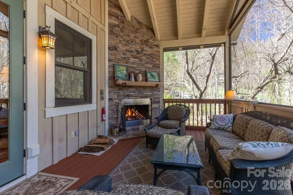 98 Mill Pond Drive Tuckasegee, NC 28783