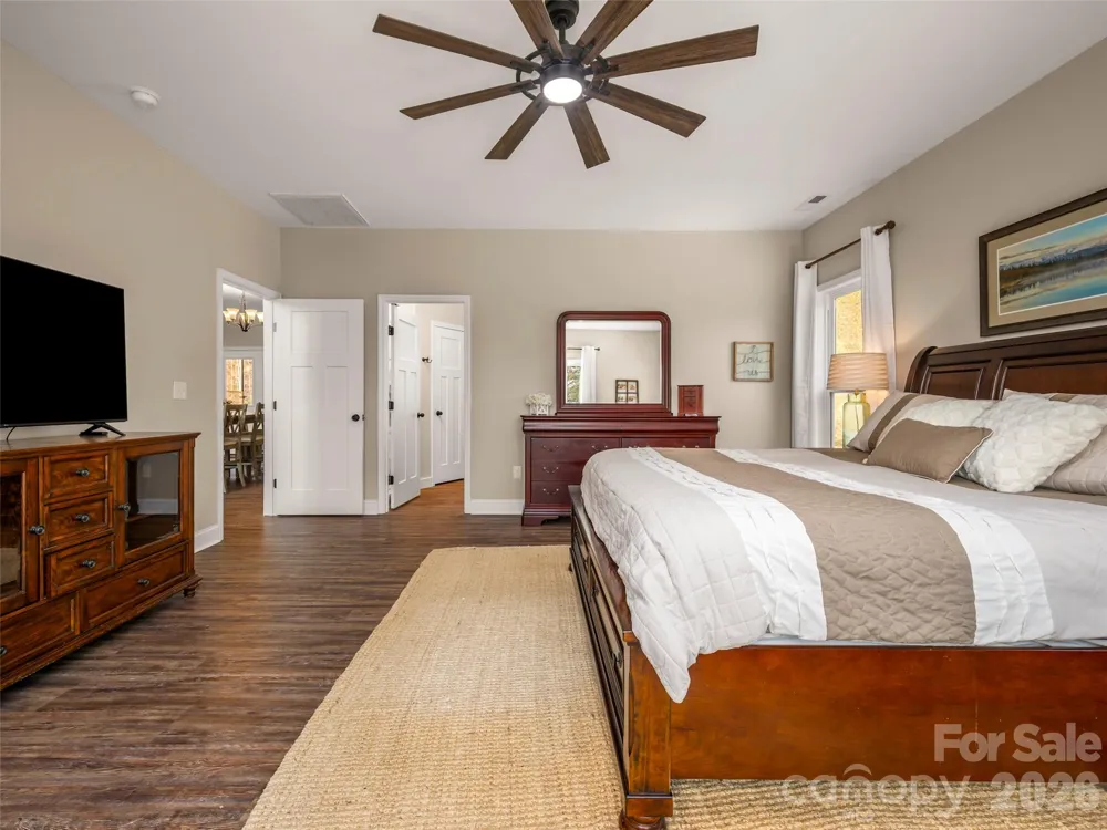 666 Never Blue Road Flat Rock, NC 28731