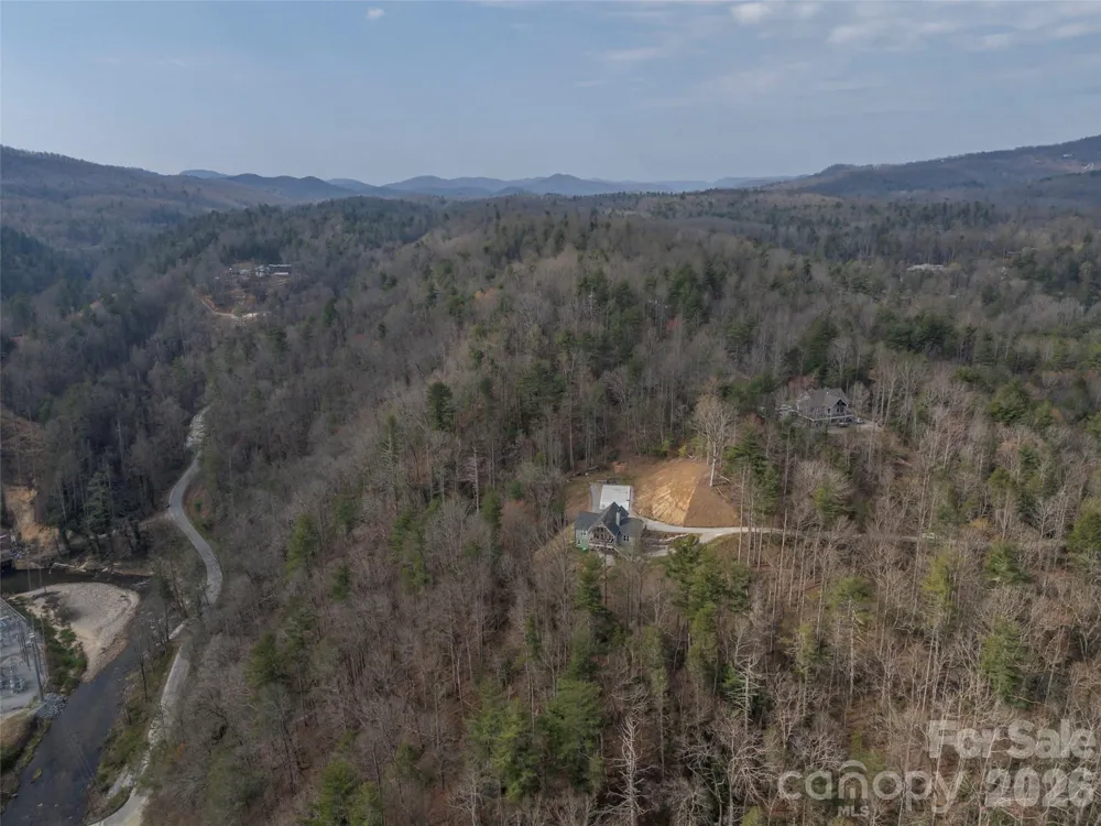 666 Never Blue Road Flat Rock, NC 28731