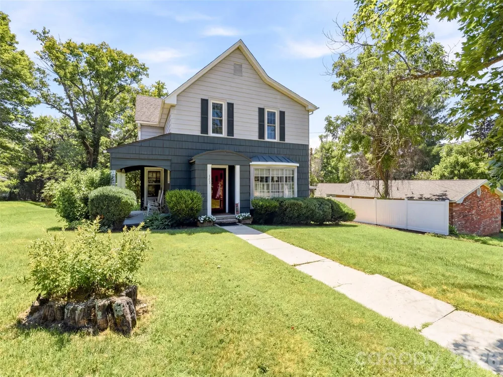 151 Hampton Heights Canton, NC 28716