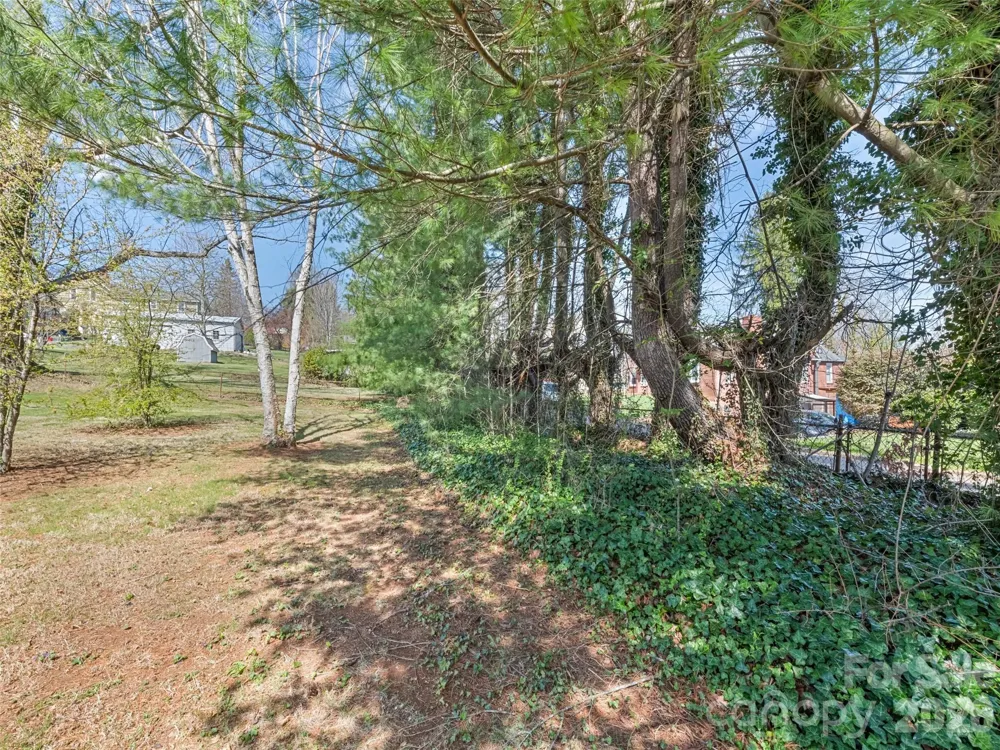 151 Hampton Heights Canton, NC 28716