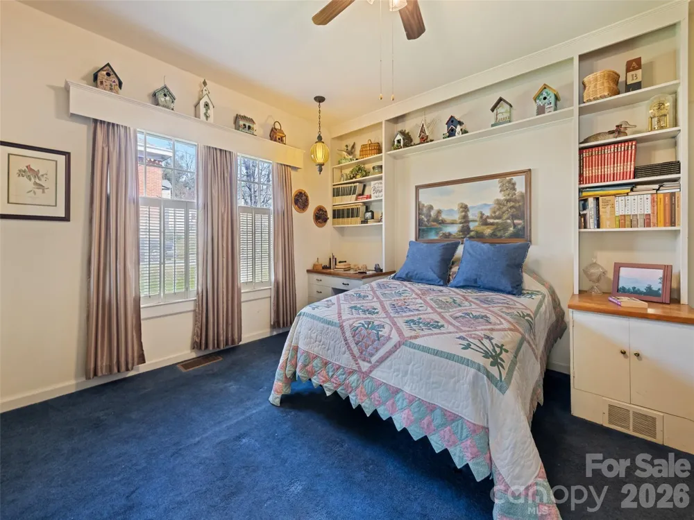 151 Hampton Heights Canton, NC 28716