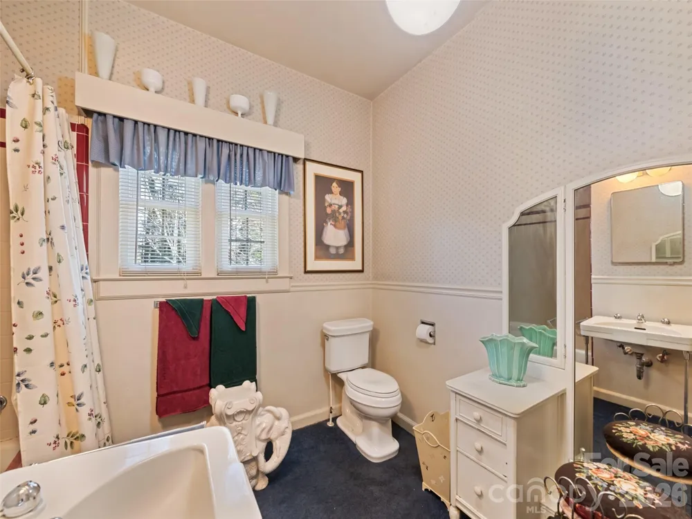 151 Hampton Heights Canton, NC 28716