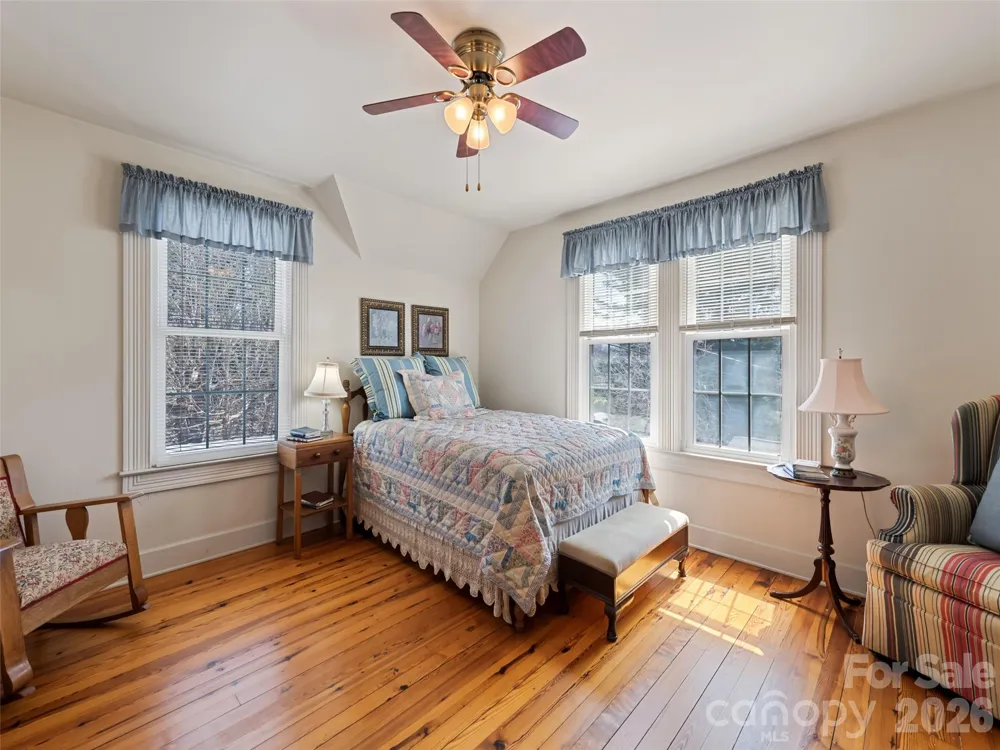 151 Hampton Heights Canton, NC 28716