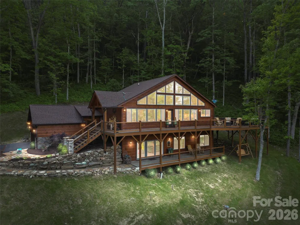 85 Iga Trail Maggie Valley, NC 28751