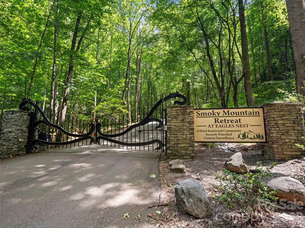 85 Iga Trail Maggie Valley, NC 28751