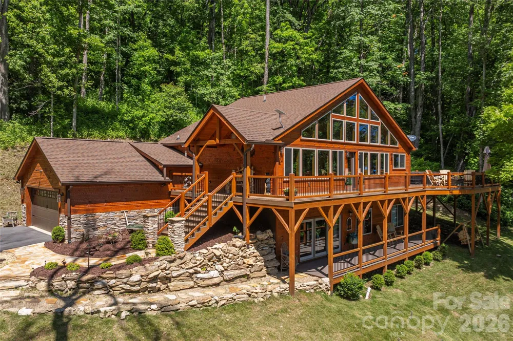 85 Iga Trail Maggie Valley, NC 28751