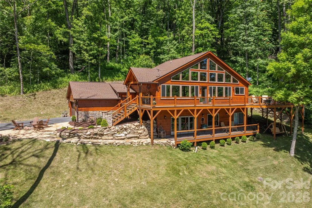 85 Iga Trail Maggie Valley, NC 28751