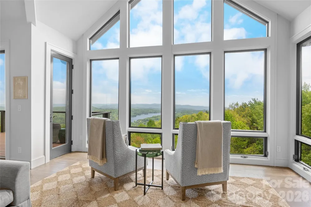 96 Moltz Court Lake Toxaway, NC 28747