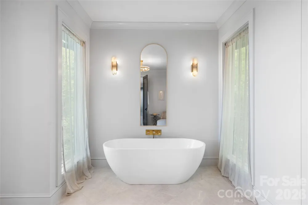 96 Moltz Court Lake Toxaway, NC 28747