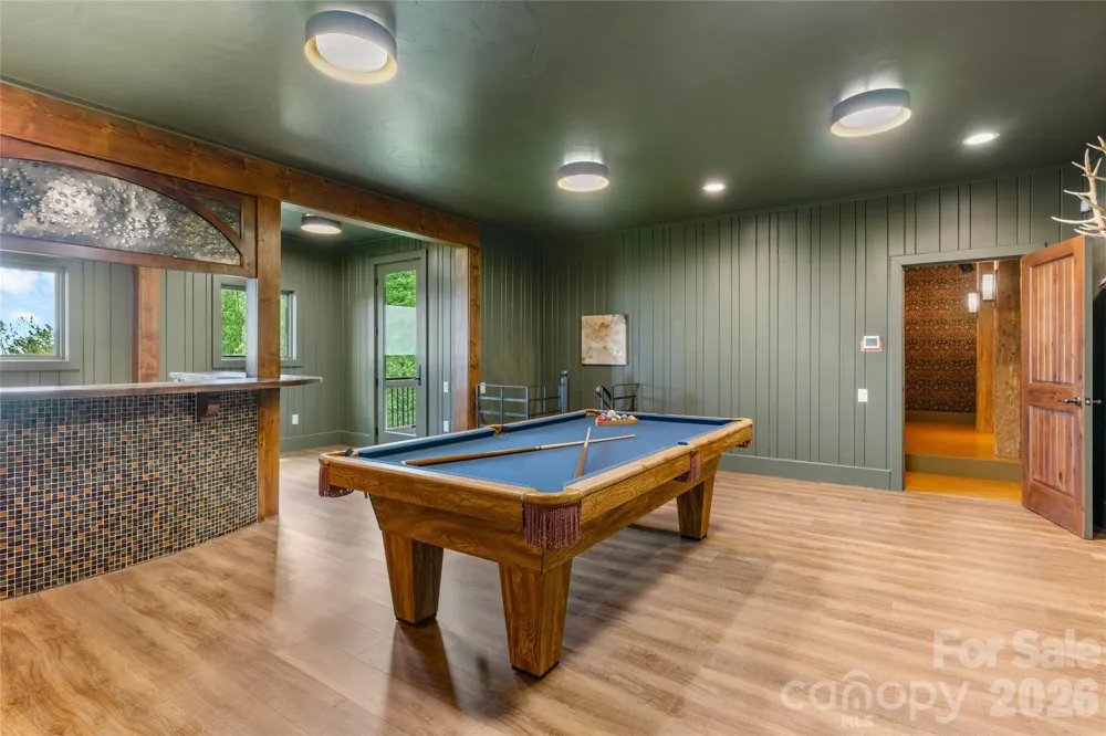 96 Moltz Court Lake Toxaway, NC 28747