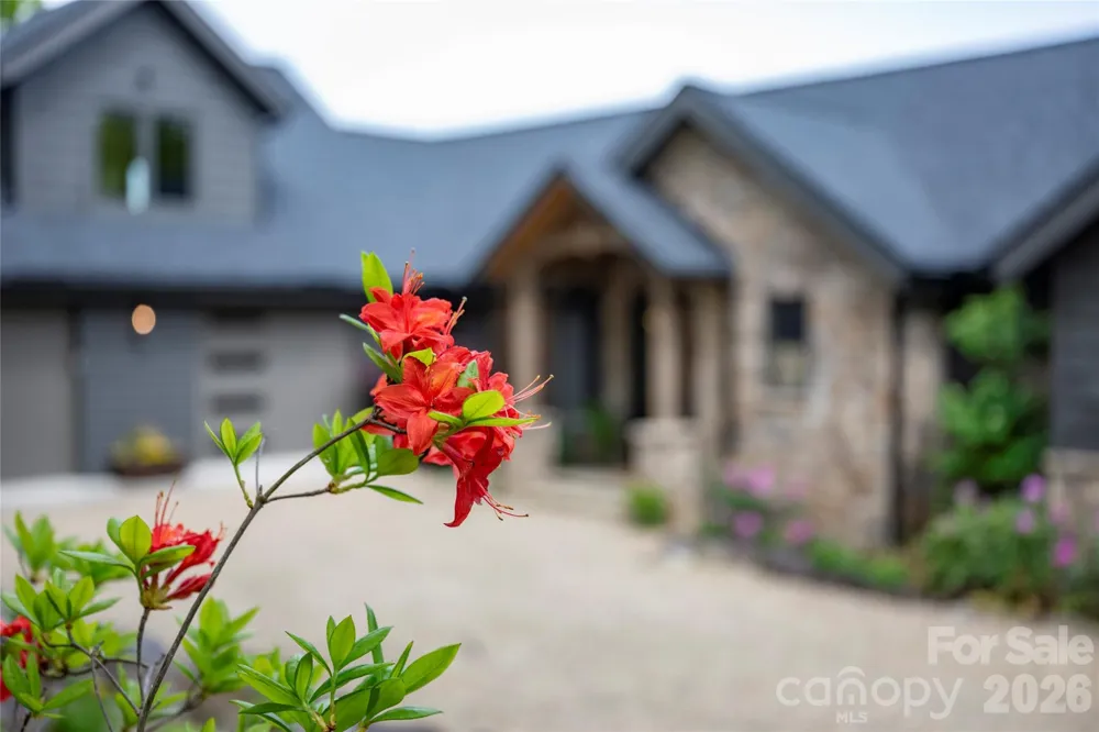 96 Moltz Court Lake Toxaway, NC 28747