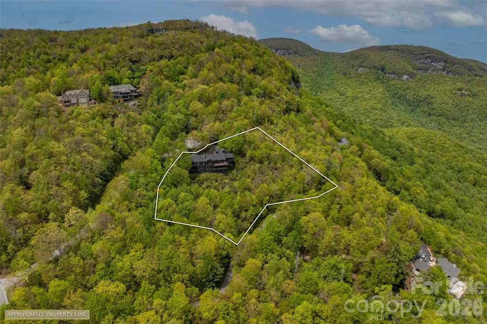 96 Moltz Court Lake Toxaway, NC 28747