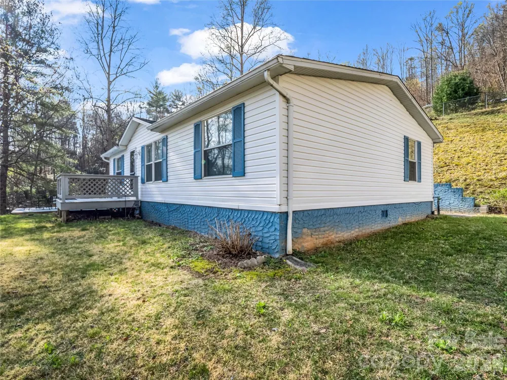 48 Laurel Cove Road Leicester, NC 28748