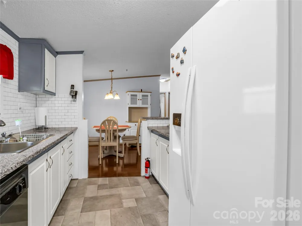 48 Laurel Cove Road Leicester, NC 28748