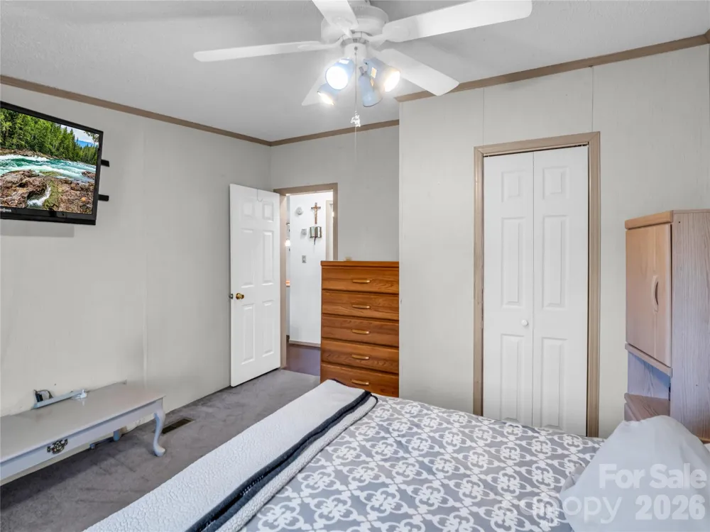 48 Laurel Cove Road Leicester, NC 28748