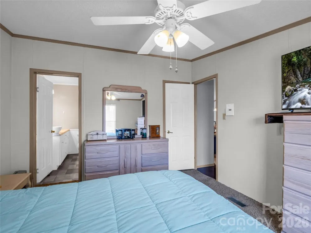 48 Laurel Cove Road Leicester, NC 28748