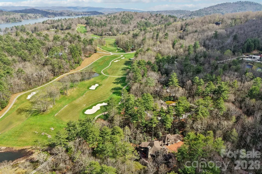 46 Mills Creek Drive Lake Toxaway, NC 28747
