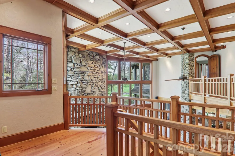46 Mills Creek Drive Lake Toxaway, NC 28747