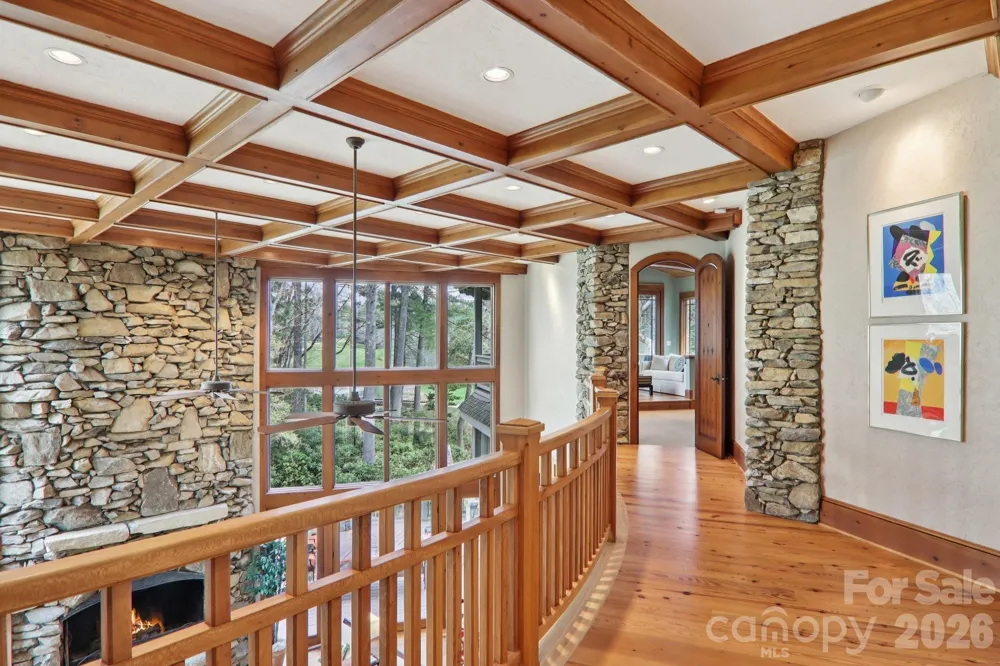 46 Mills Creek Drive Lake Toxaway, NC 28747