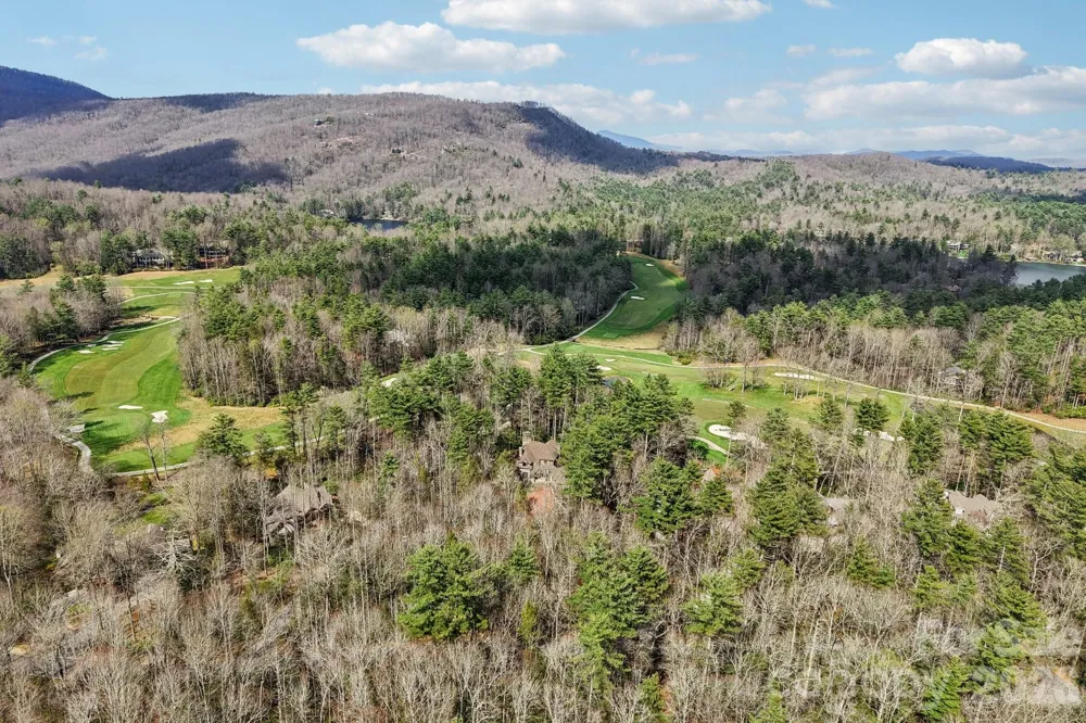 46 Mills Creek Drive Lake Toxaway, NC 28747
