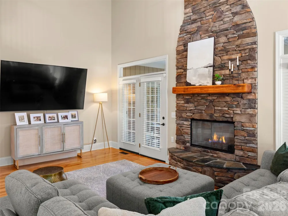 47 Ledgestone Drive Fairview, NC 28730