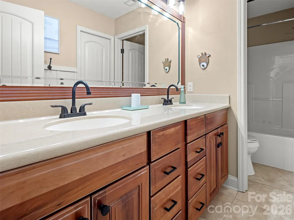 47 Ledgestone Drive Fairview, NC 28730