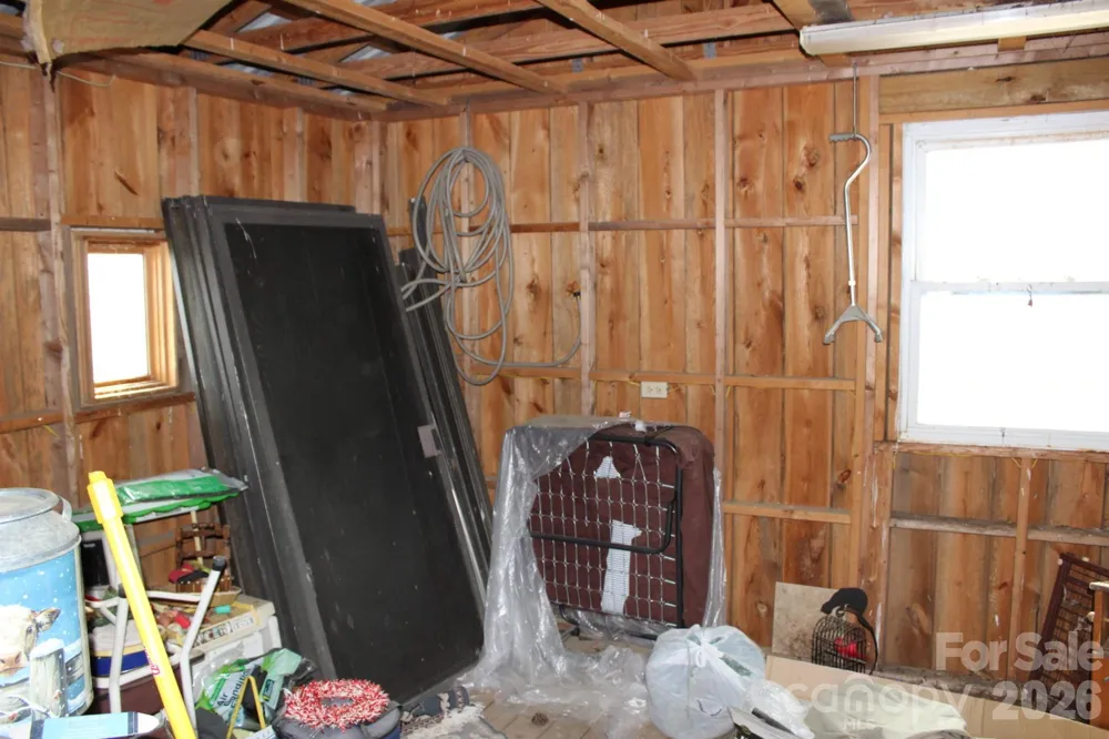 7282 NC Hwy 108 Highway E Mill Spring, NC 28756