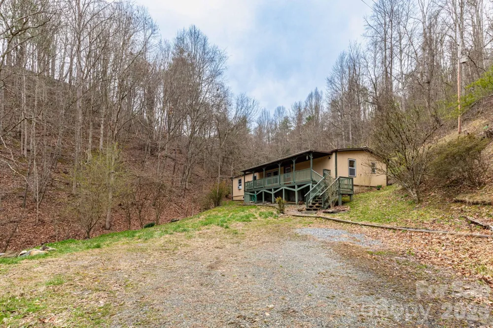 294 Ball Drive Marshall, NC 28753