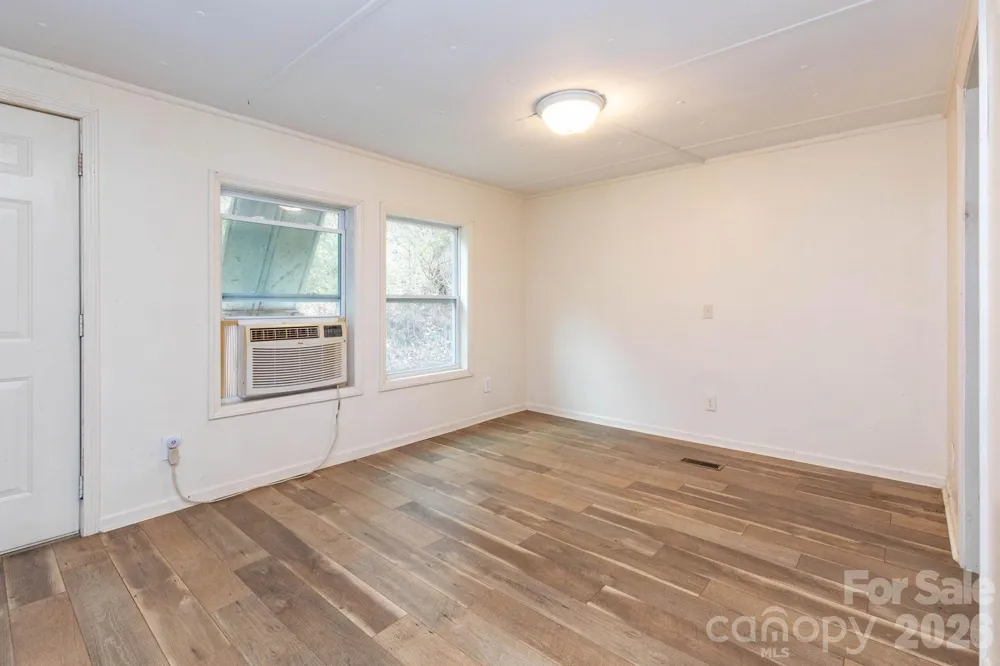294 Ball Drive Marshall, NC 28753