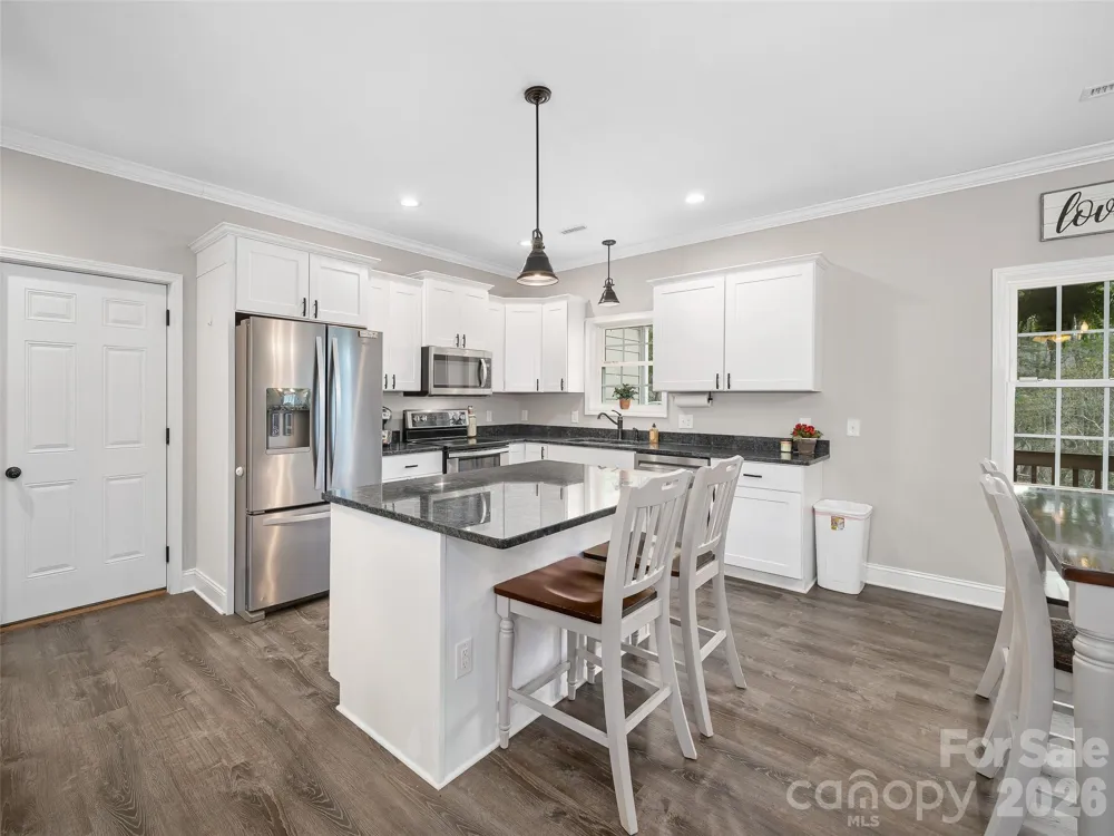 111 Wipprecht Drive Spruce Pine, NC 28777
