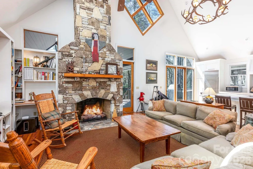 1580 Fairway Drive Lake Toxaway, NC 28747