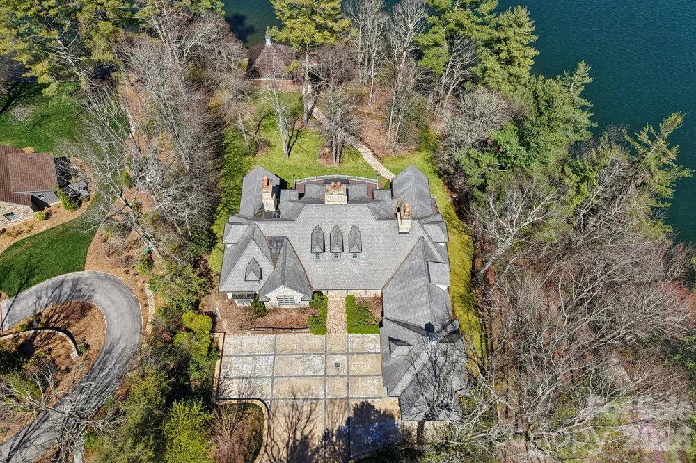 138 Indian Trace Lake Toxaway, NC 28747