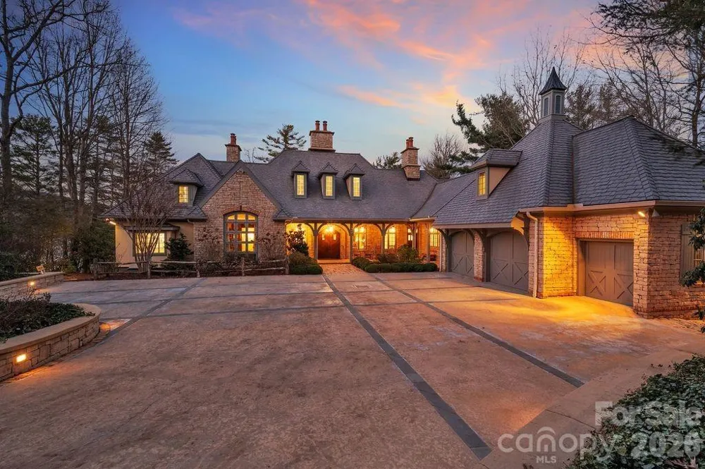 138 Indian Trace Lake Toxaway, NC 28747
