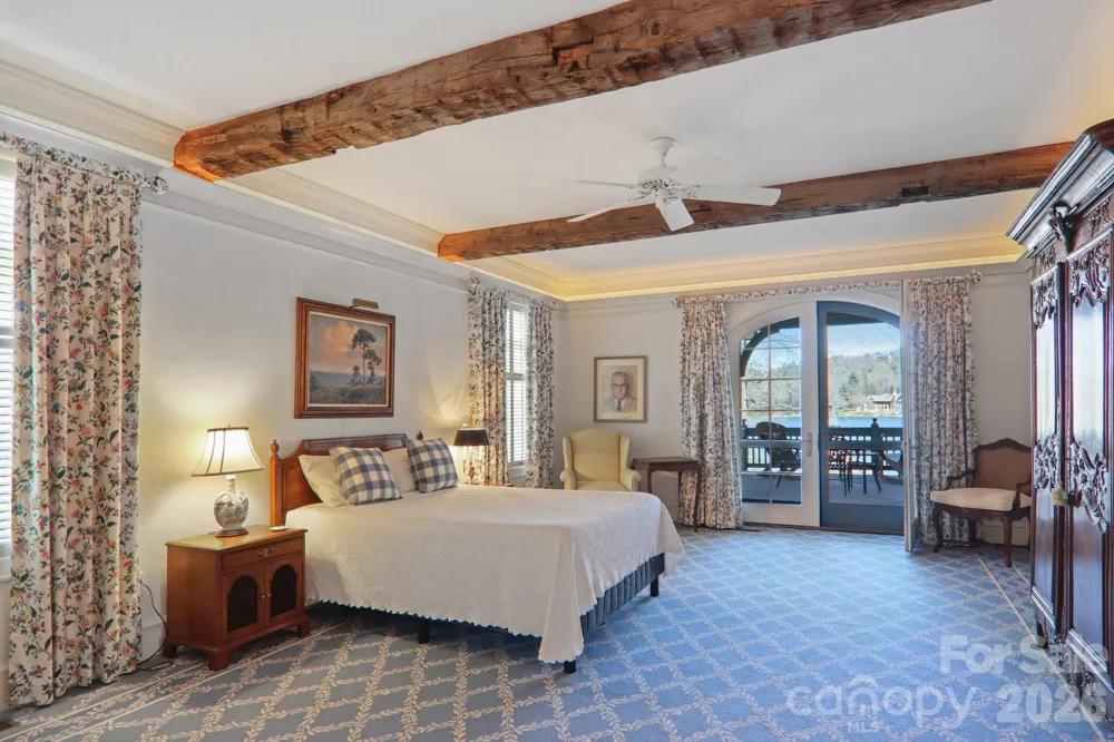 138 Indian Trace Lake Toxaway, NC 28747