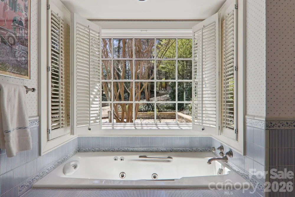 138 Indian Trace Lake Toxaway, NC 28747
