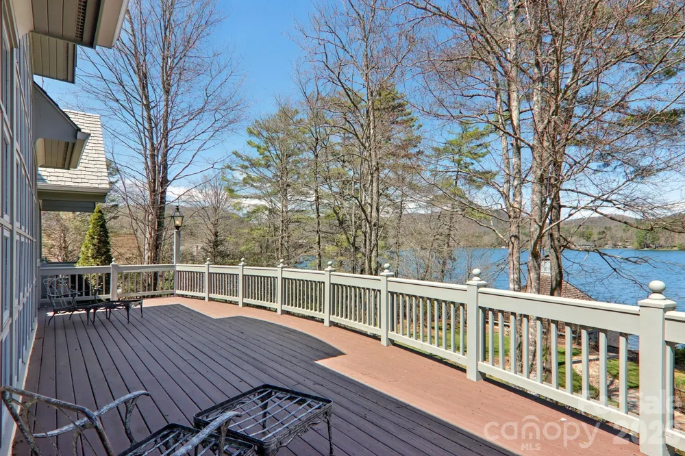 138 Indian Trace Lake Toxaway, NC 28747