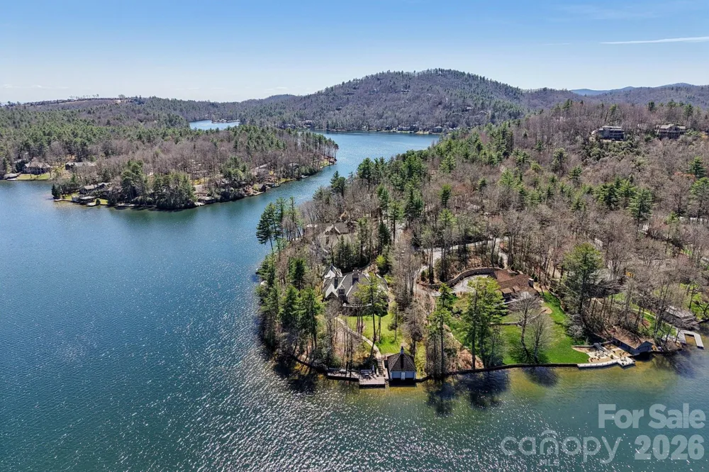 138 Indian Trace Lake Toxaway, NC 28747