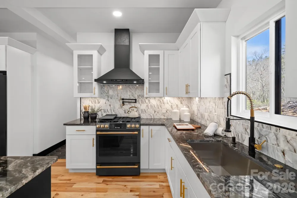 74 Jeranna Road Mills River, NC 28759