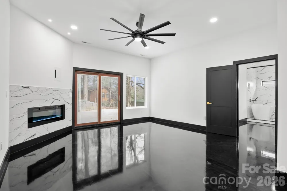 74 Jeranna Road Mills River, NC 28759