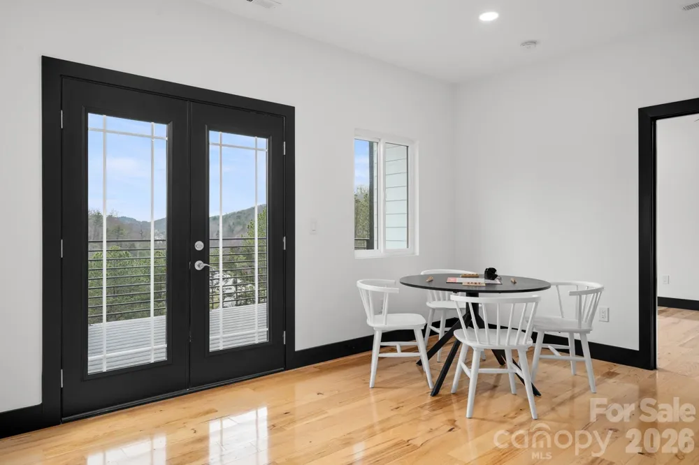 74 Jeranna Road Mills River, NC 28759